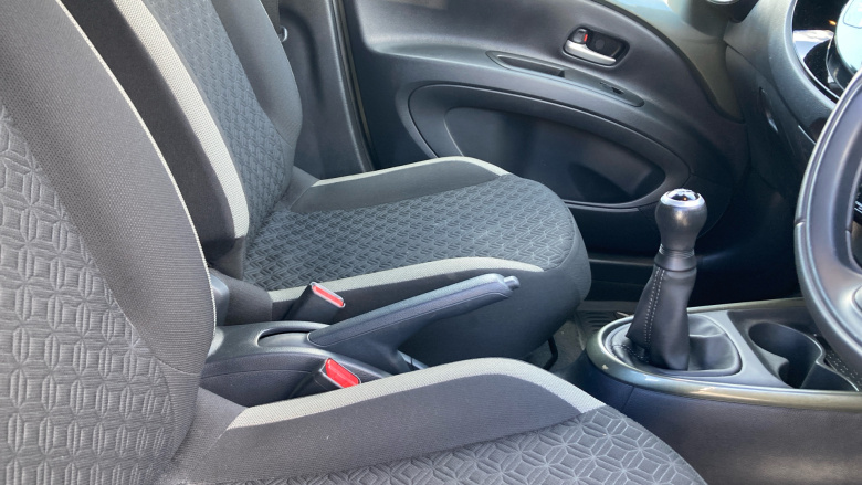 Toyota Aygo X 1.0 VVT-i Edge 5dr Petrol Hatchback